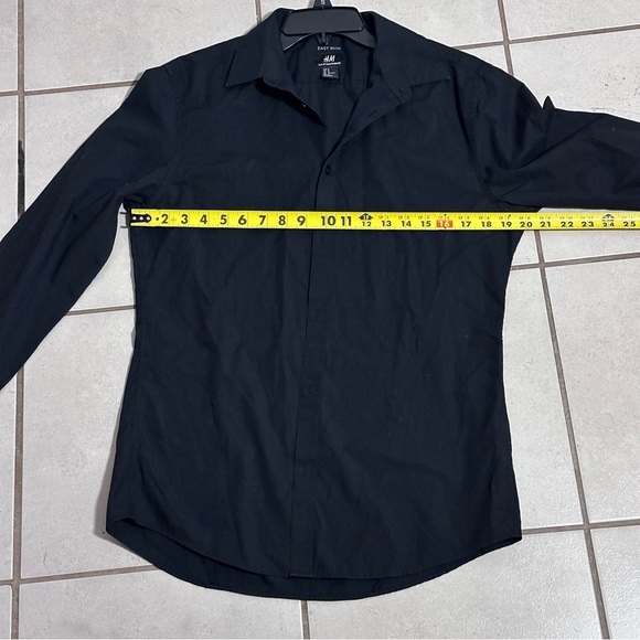 H&M Men Easy Iron Black Button Long Sleeve Slim Fit Shirt Size M. - Picture 6 of 7